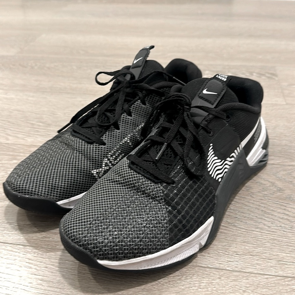 Nike Metcon size 10 like new